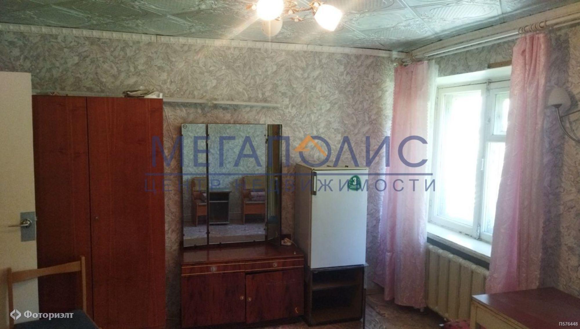 Купить квартиру за 1 050 000 рублей на Комарова ул, 122