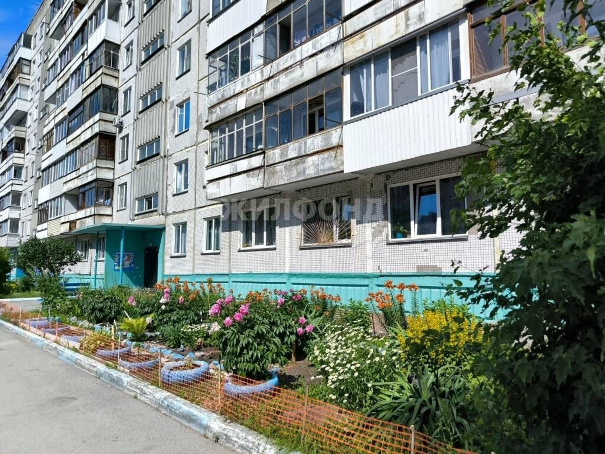 Купить квартиру за 3 800 000 рублей на Связистов, 139