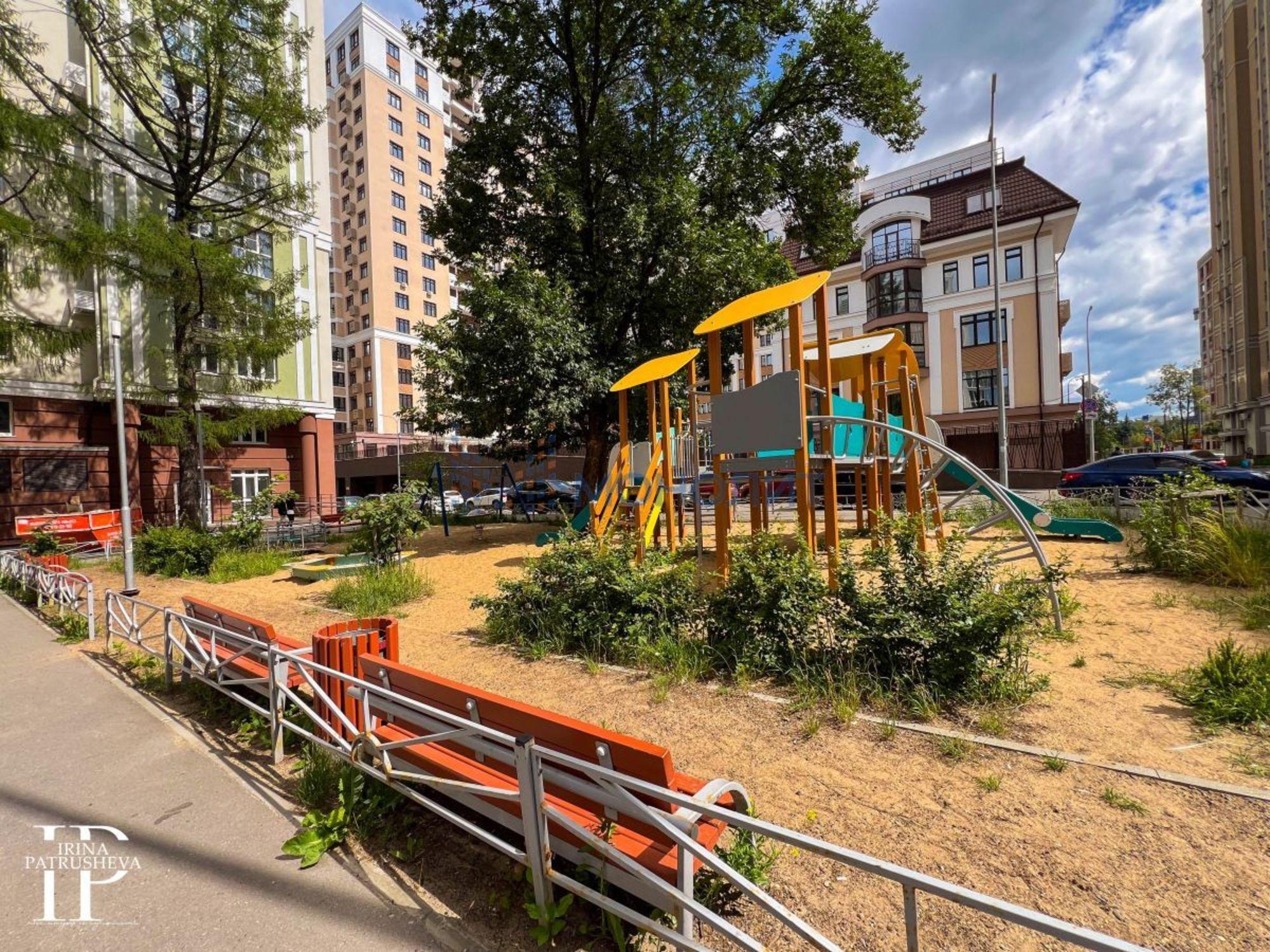 Купить квартиру за 23 130 000 рублей на Славянская ул, 35