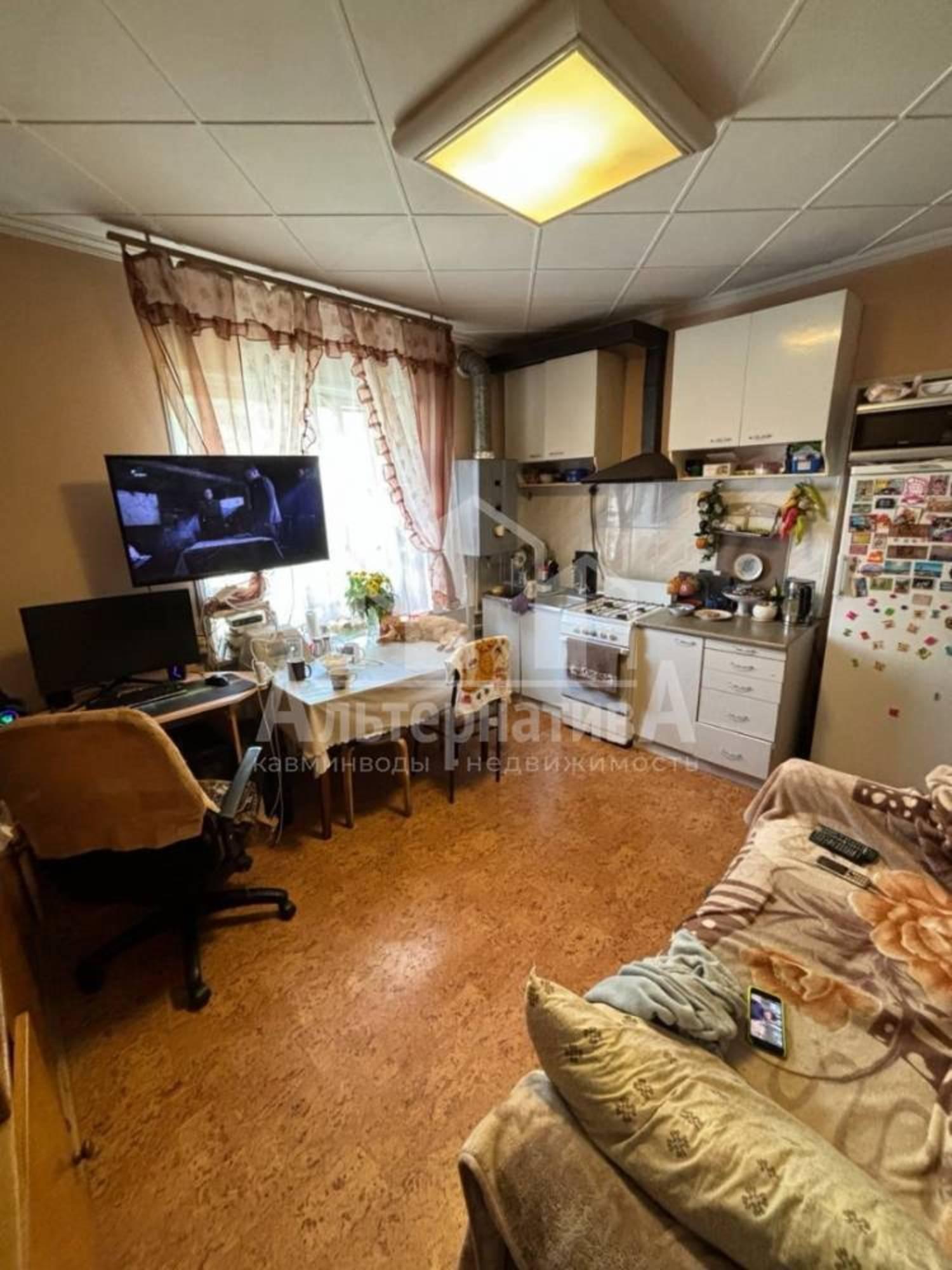 Купить дачу, дом, коттедж за 9 900 000 рублей на Гоголя ул.