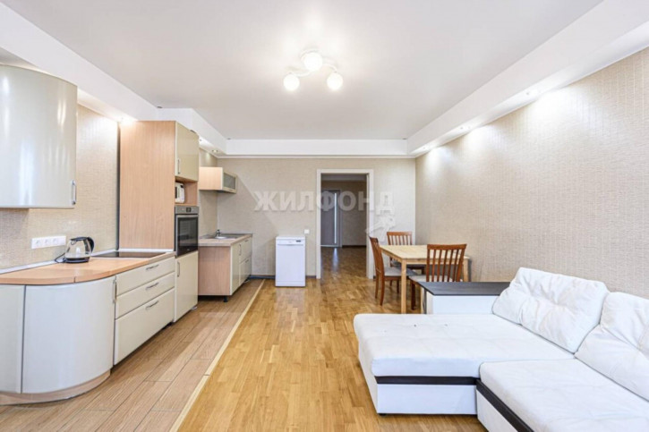 2-комн квартира Орджоникидзе, 47