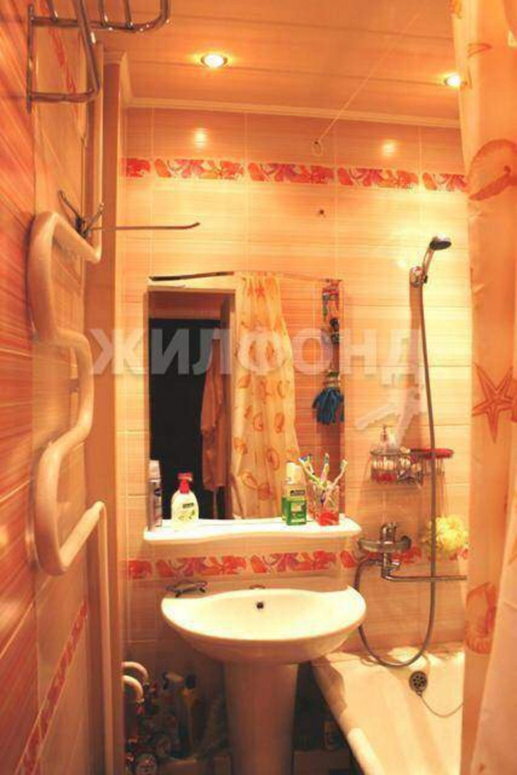 3-комн квартира Доватора улица, д.33/3