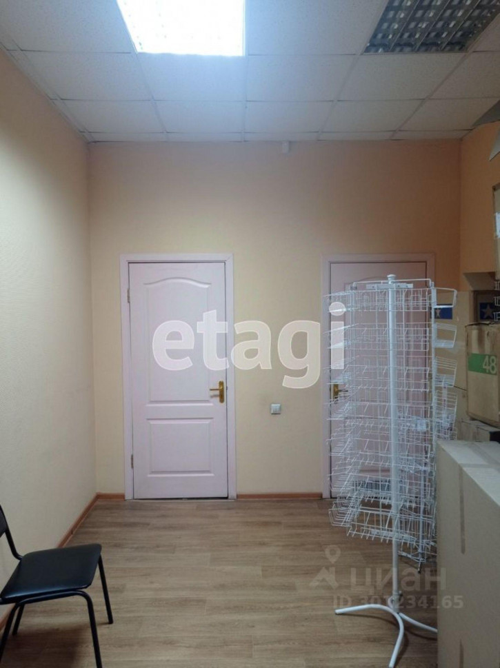 Торговое помещение Ново-Московская улица, 2/8,  д. 2/8 Торговое помещение Ново-Московская улица, 2/8,  д. 2/8
