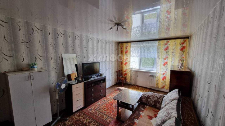 2-комн квартира Сибиряков-Гвардейцев улица, д.6