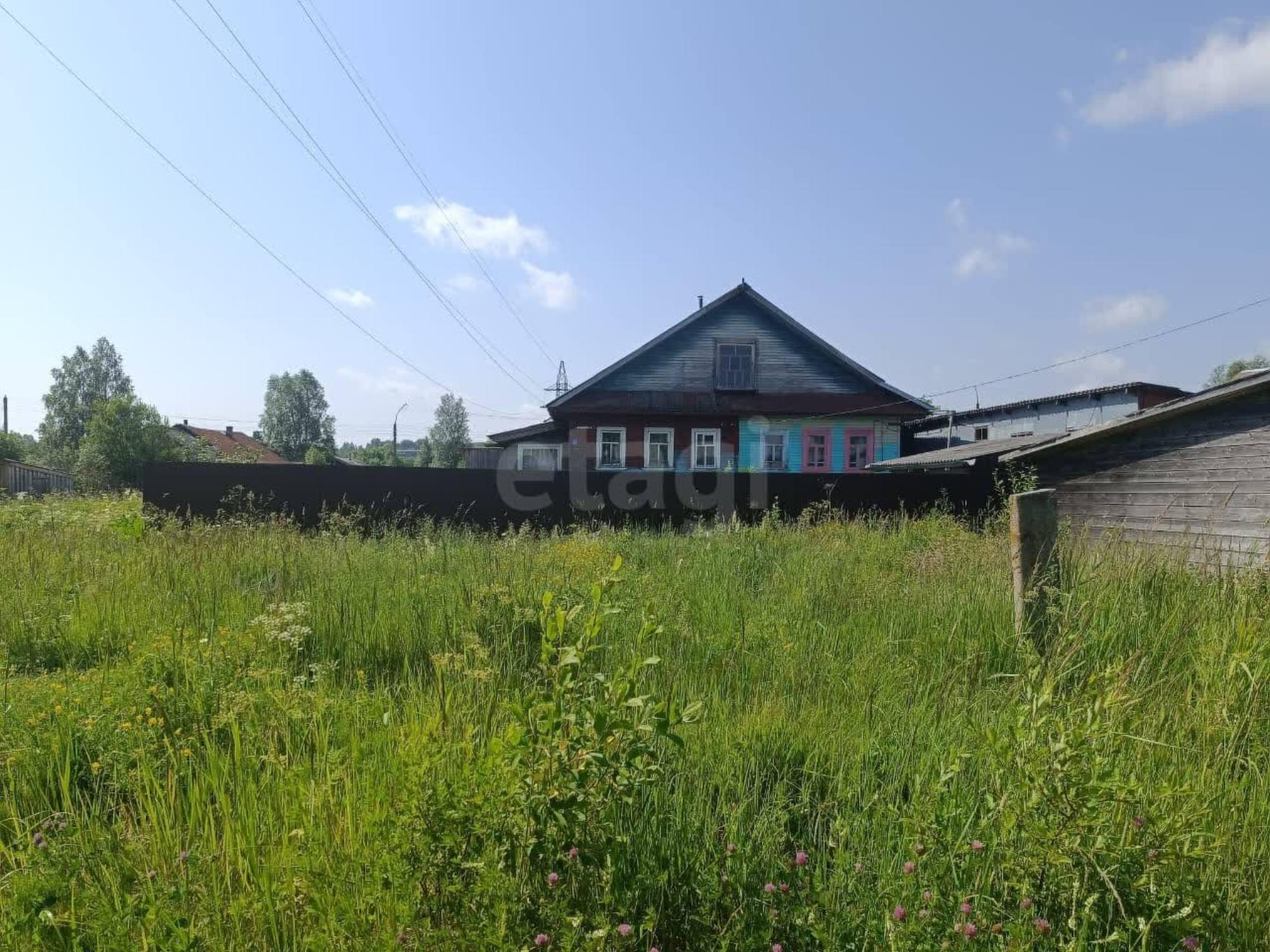 Купить дачу, дом, коттедж за 1 500 000 рублей на Комсомольская улица, 37