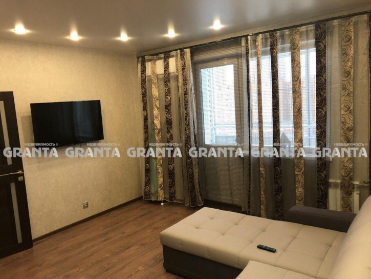 2-комн квартира ул 78 Добровольческой бригады, 40