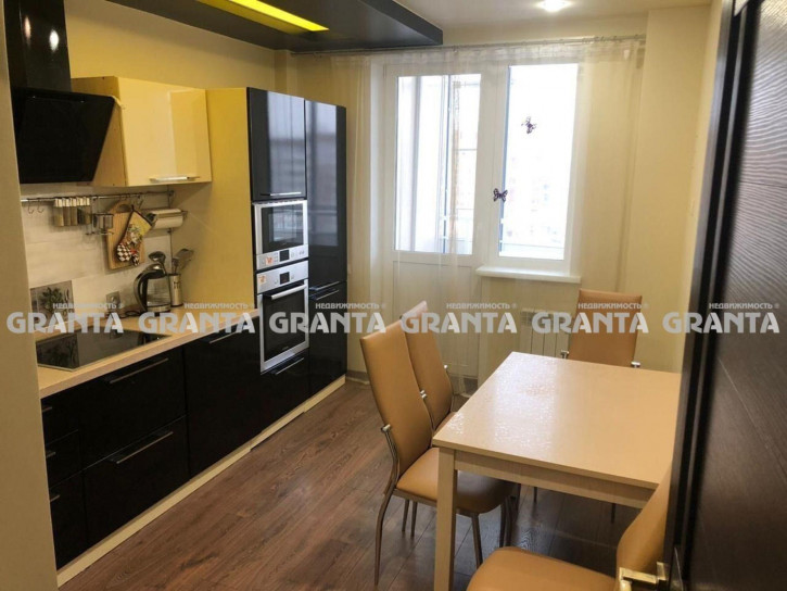 2-комн квартира ул 78 Добровольческой бригады, 40