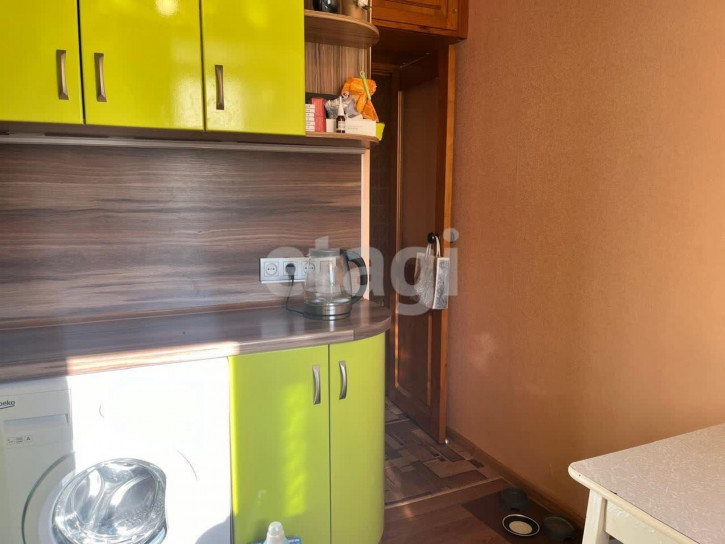 1-комн квартира Учебный городок, 30