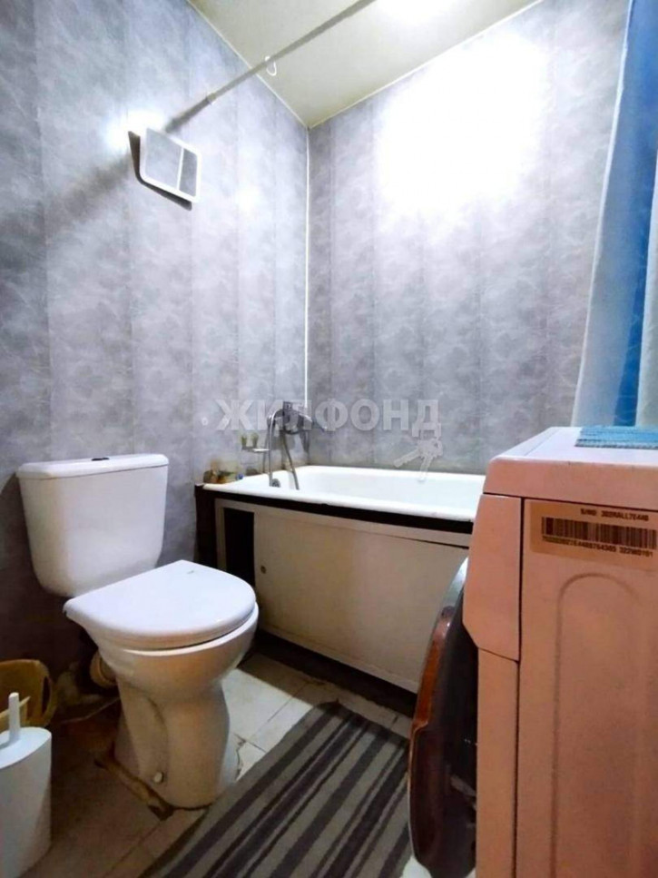 3-комн квартира Поспелова улица, д.17
