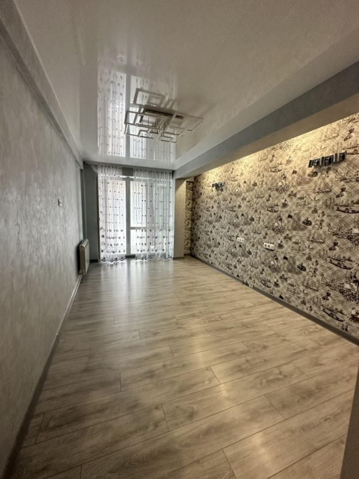 3-комн квартира Наумова ул, 5