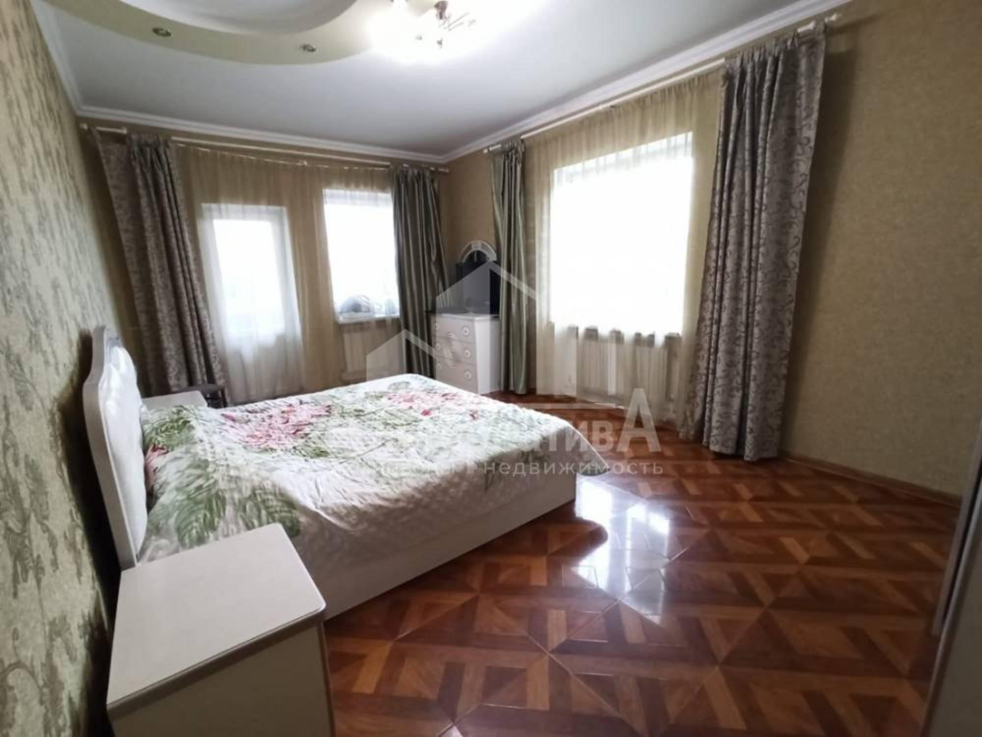 Купить дачу, дом, коттедж за 21 000 000 рублей на Виноградная ул.
