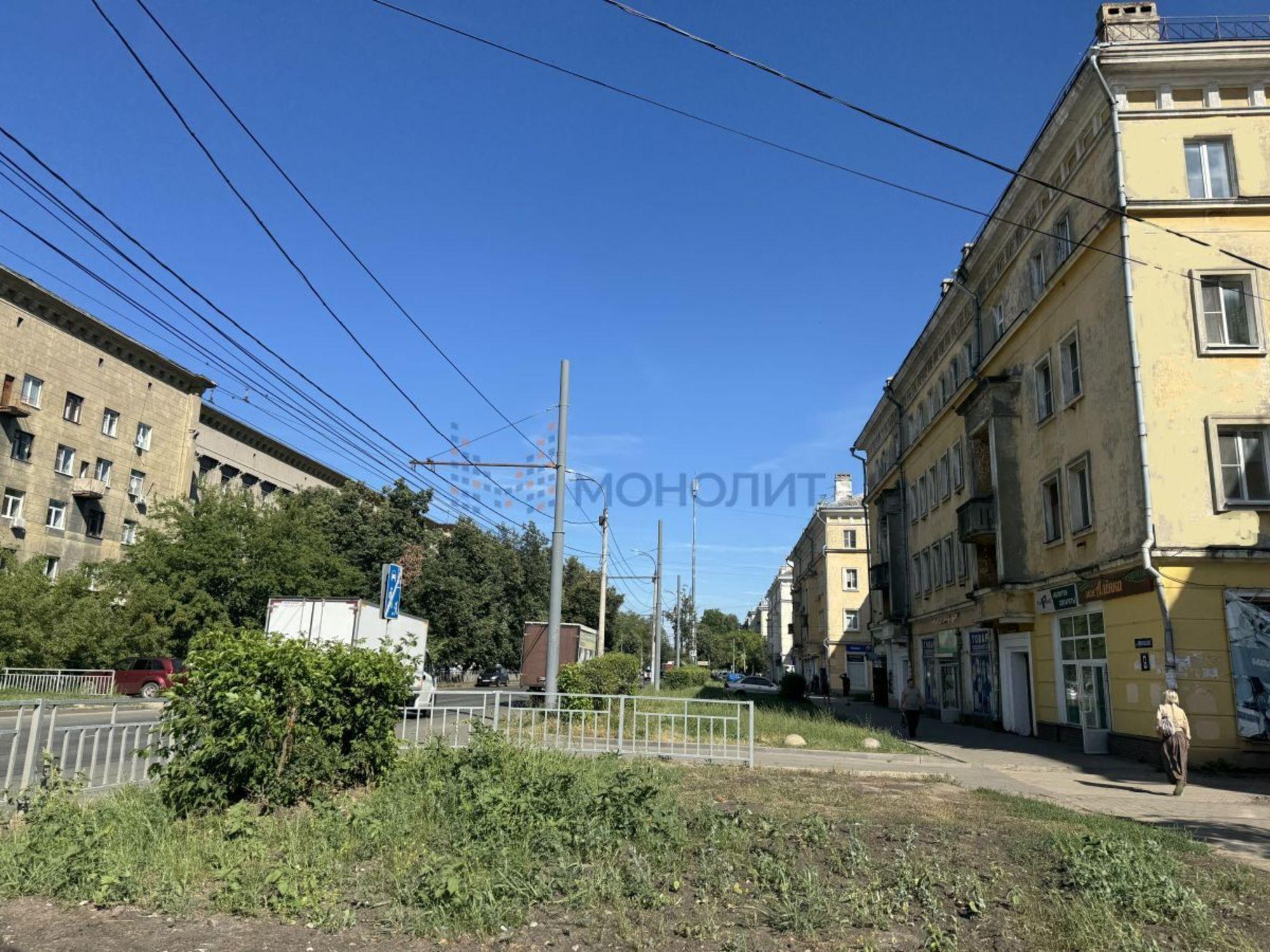 Купить торговое помещение за 18 200 000 рублей на Комсомольская ул, 9