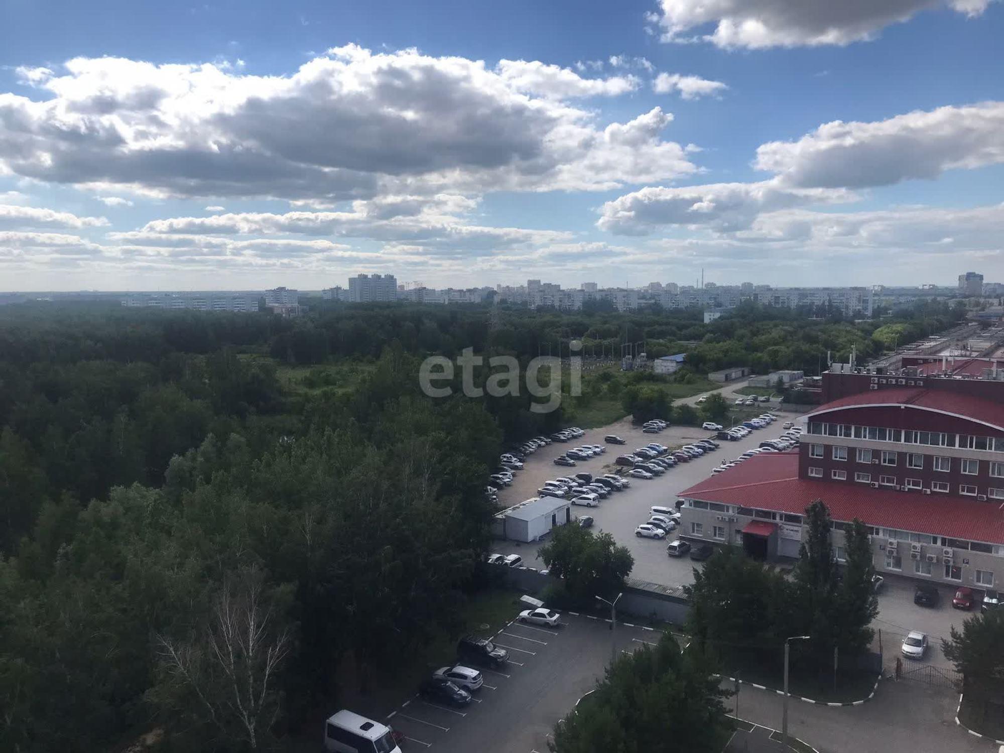 Купить студию за 6 200 000 рублей на проспект Комарова, 11/4