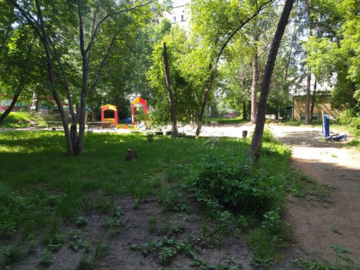 2-комн квартира Есенина, 25