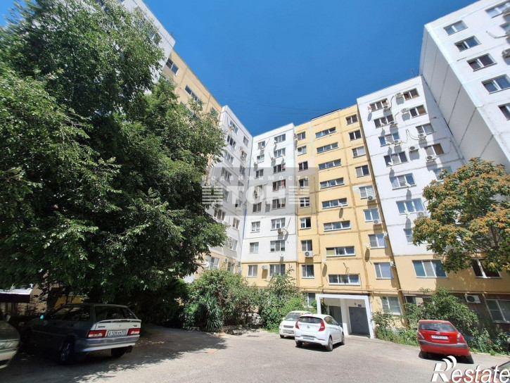 3-комн квартира ул. Леселидзе, 21а