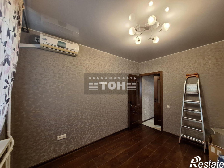 3-комн квартира ул. Леселидзе, 21а