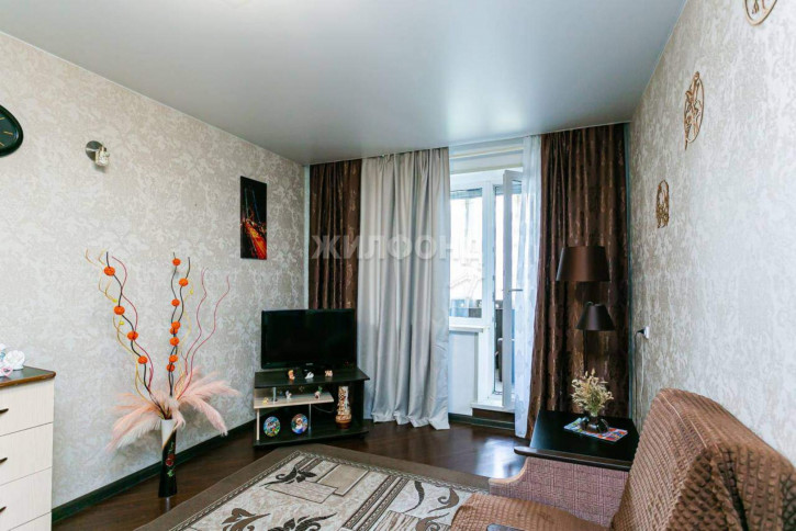 2-комн квартира Авиаторов проспект, д.126