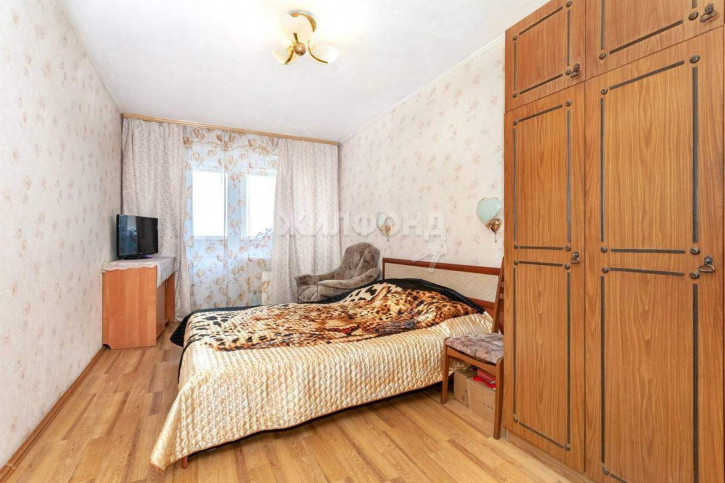 3-комн квартира Островского улица, д.53/1