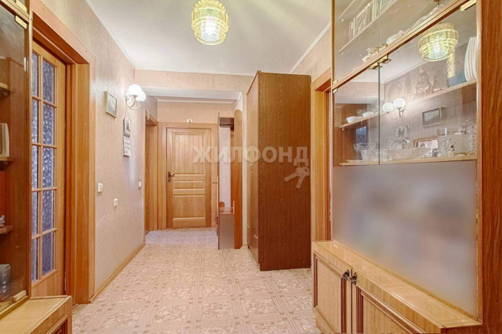 3-комн квартира Островского улица, д.53/1