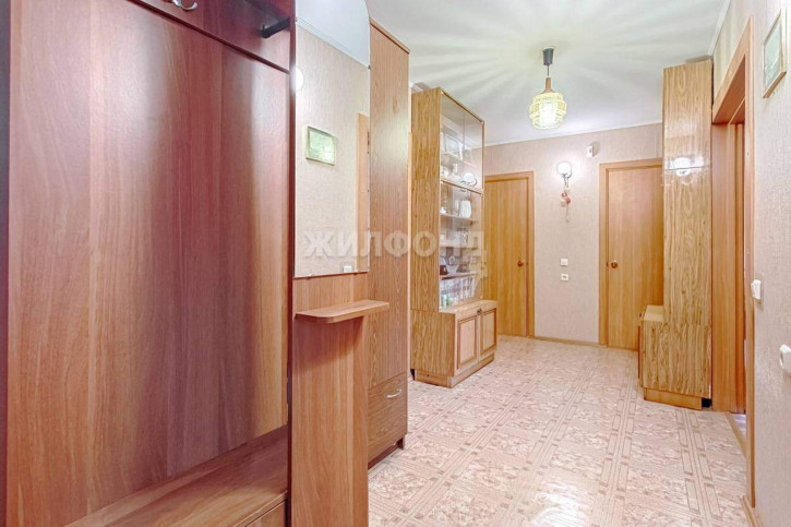 3-комн квартира Островского улица, д.53/1