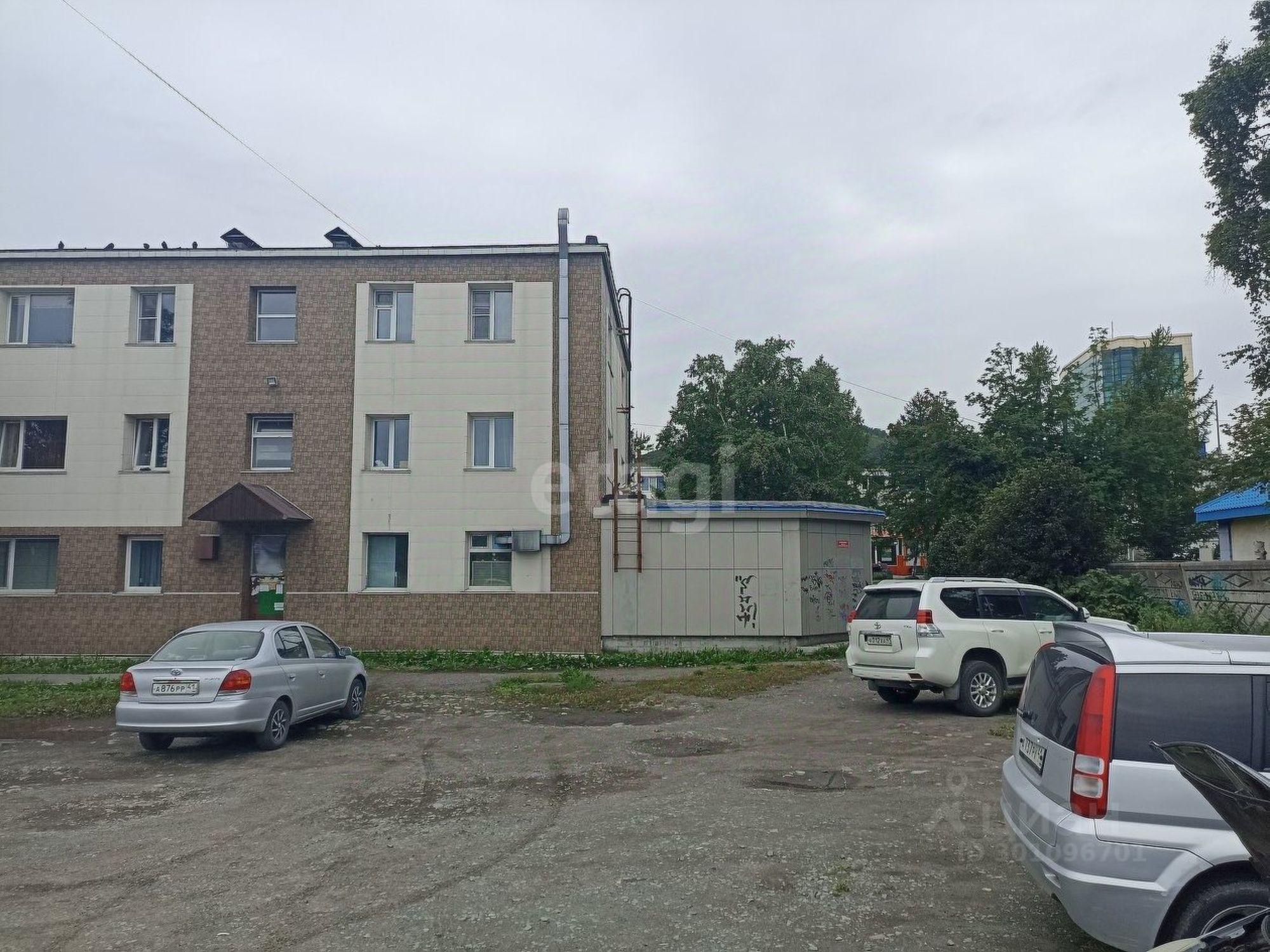 Купить торговое помещение за 18 000 000 рублей на улица Беринга
