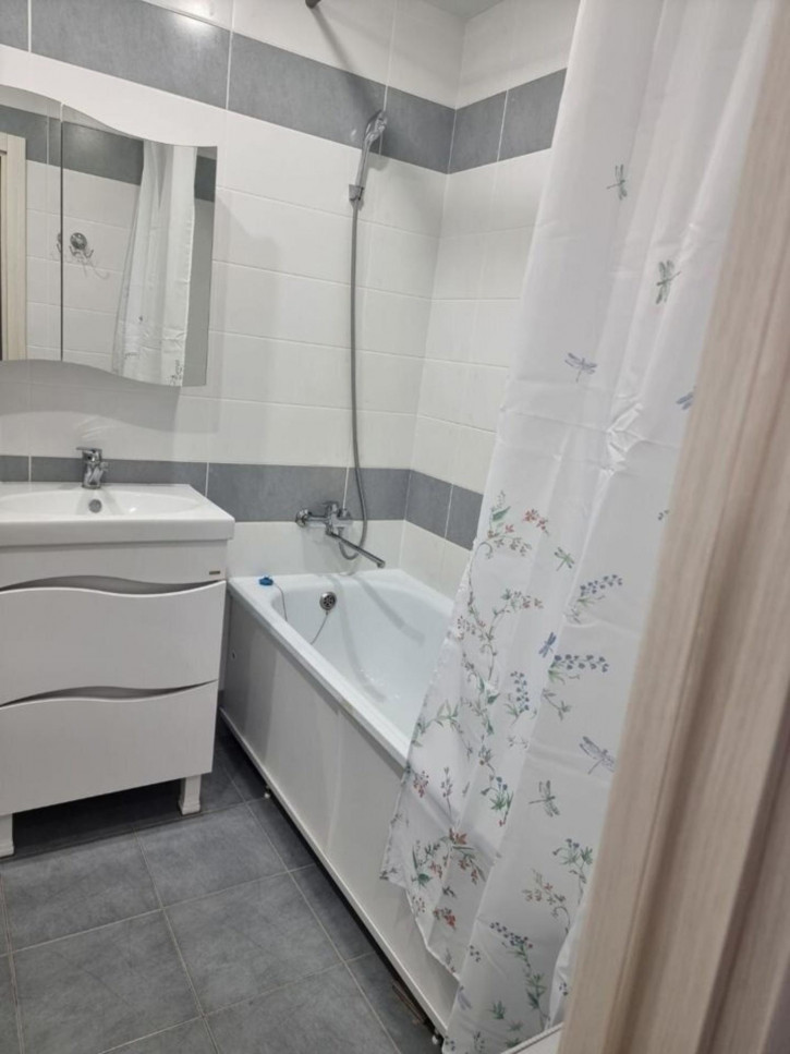 1-комн квартира Луначарского улица, 30
