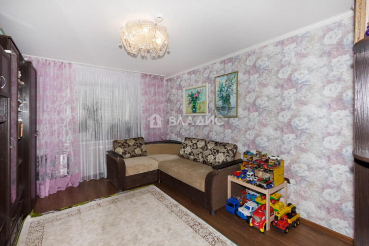 2-комн квартира улица Жуковского