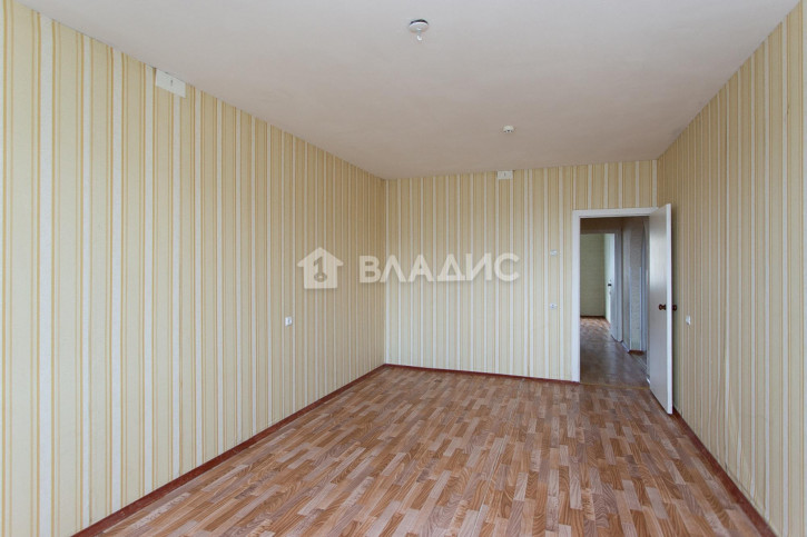 3-комн квартира улица Фатьянова