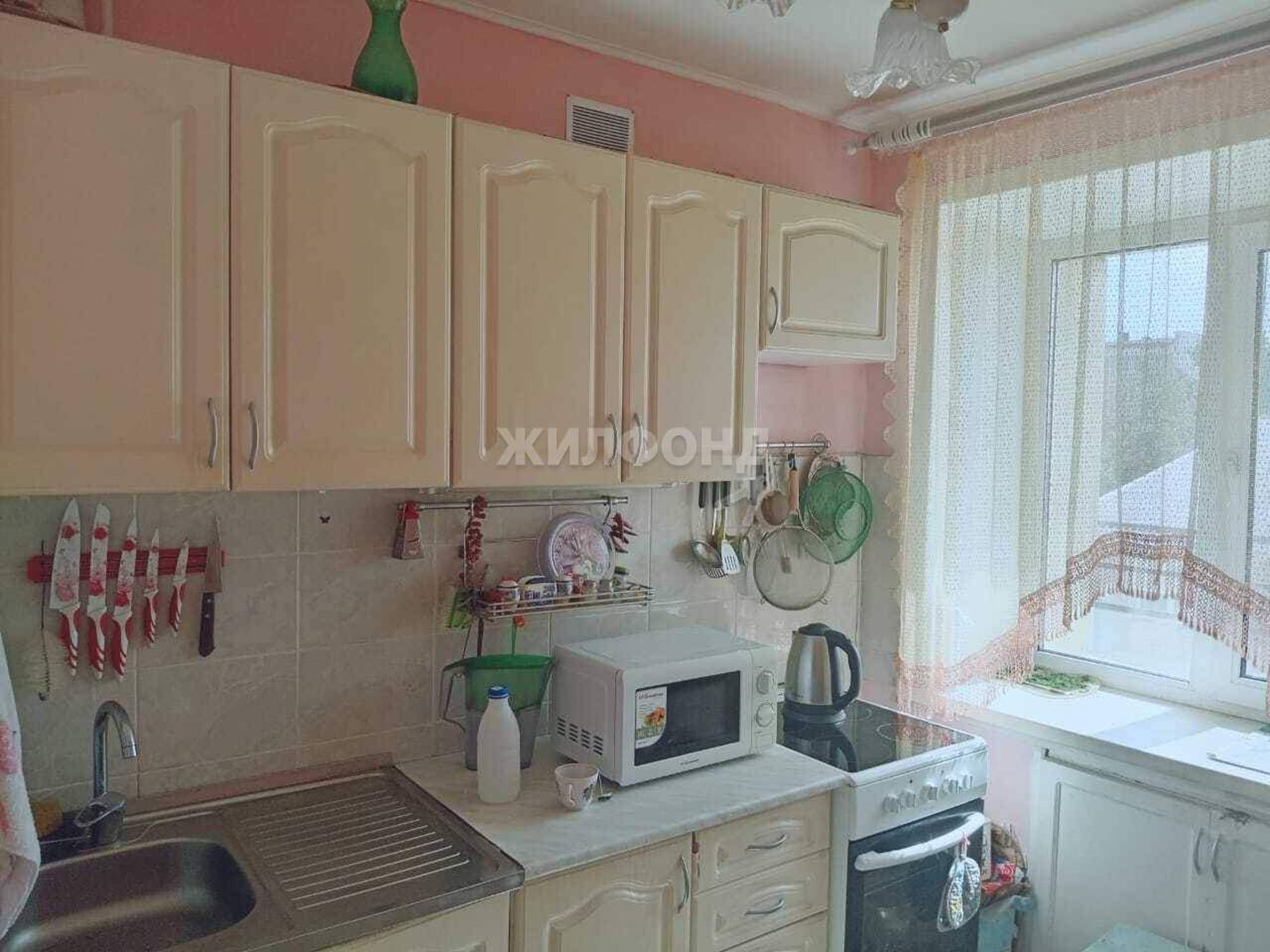 Купить квартиру за 2 350 000 рублей на Южный микрорайон, д.13