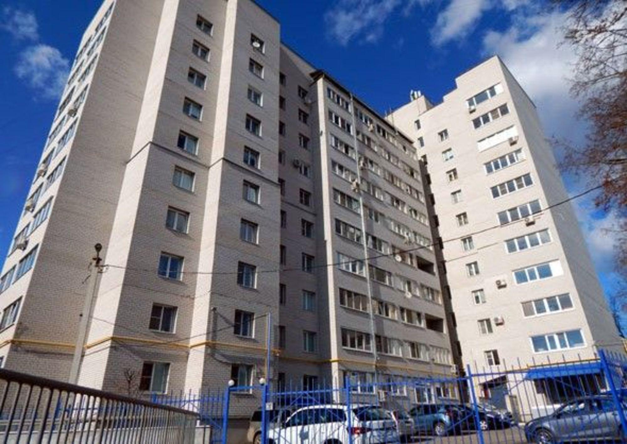 Сдать квартиру за 24 000 рублей на Строителей пр-кт, 42Г