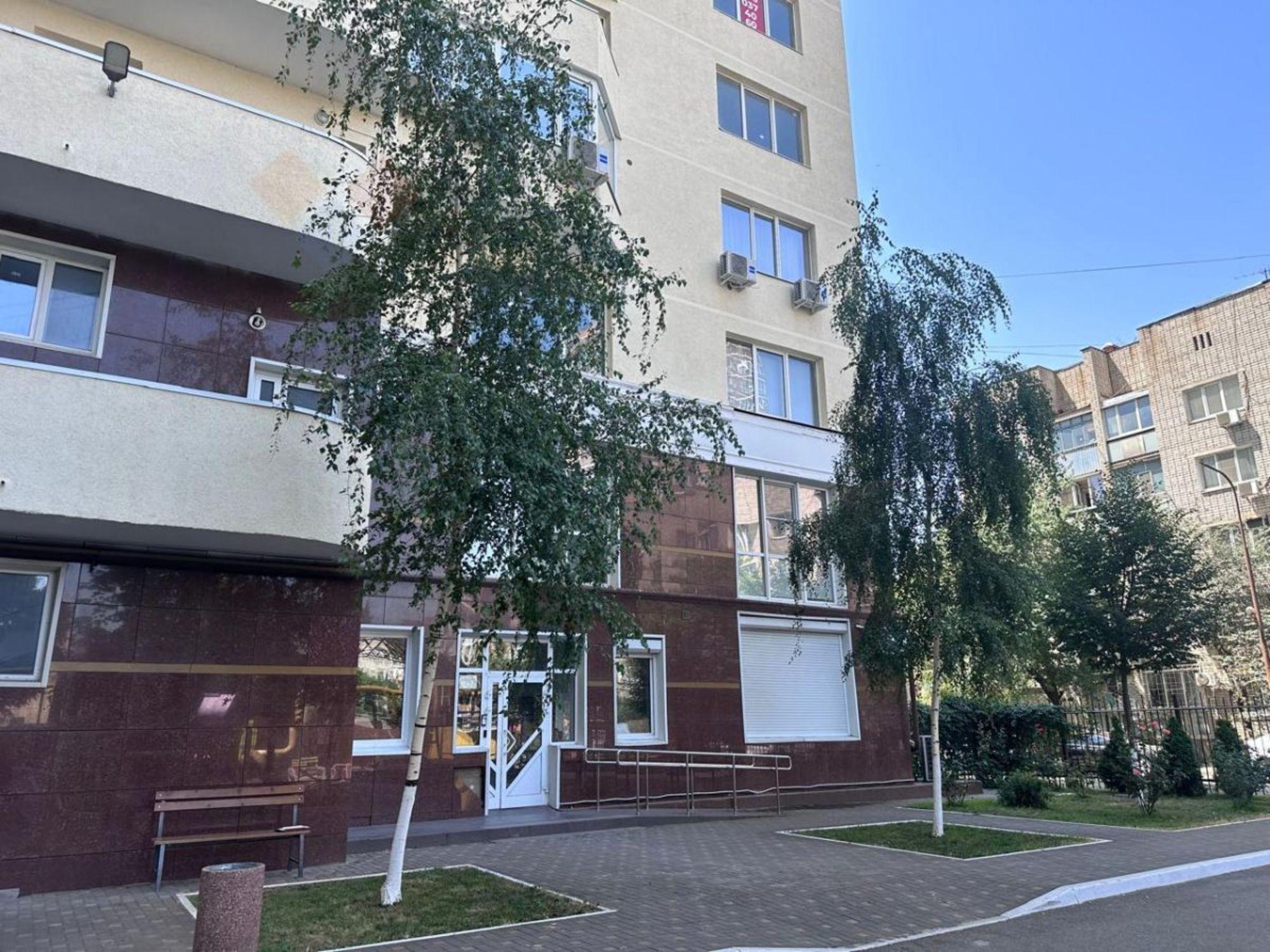 Купить квартиру за 31 000 000 рублей на Лузана ул, 23