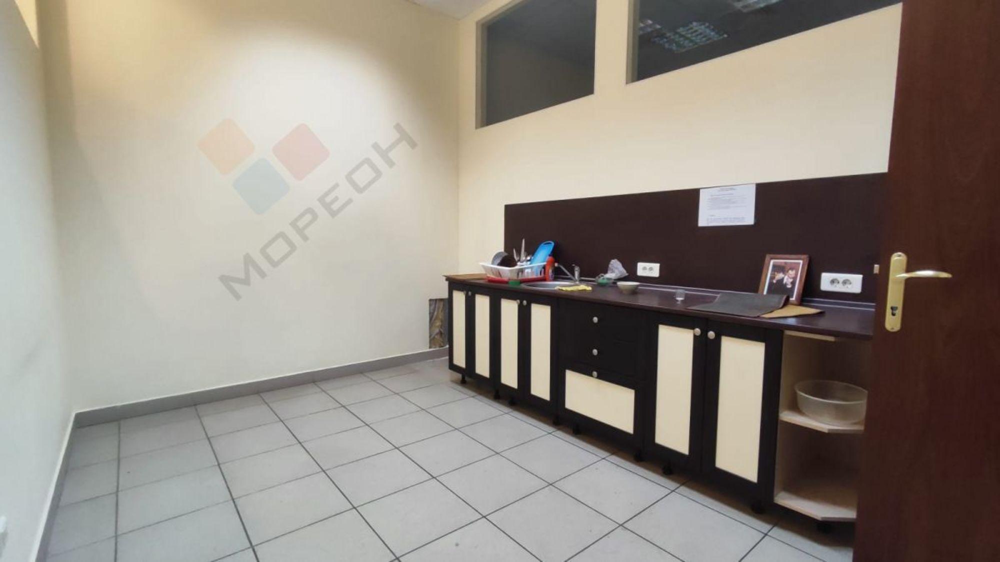 Сдать офис, помещение под офис за 687 600 рублей на Красноармейская ул, 43