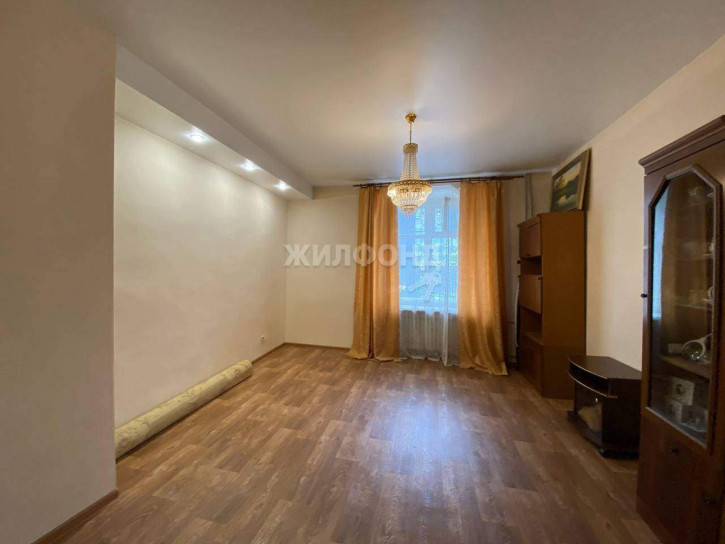 3-комн квартира Авиастроителей улица, д.14 3-комн квартира Авиастроителей улица, д.14