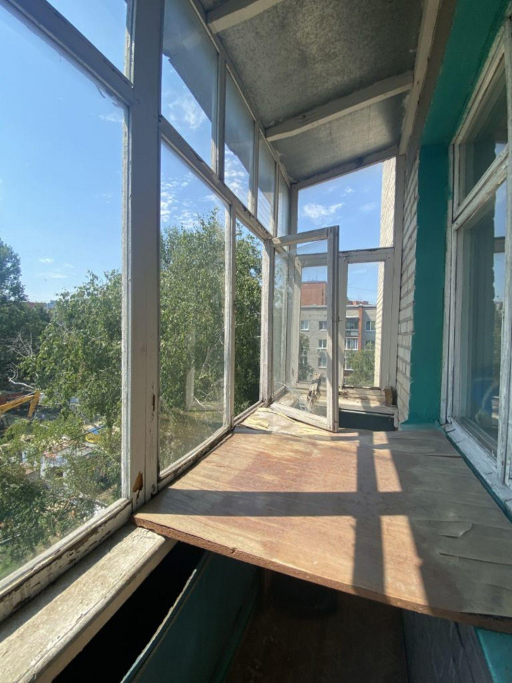 4-комн квартира Толстого ул, 6