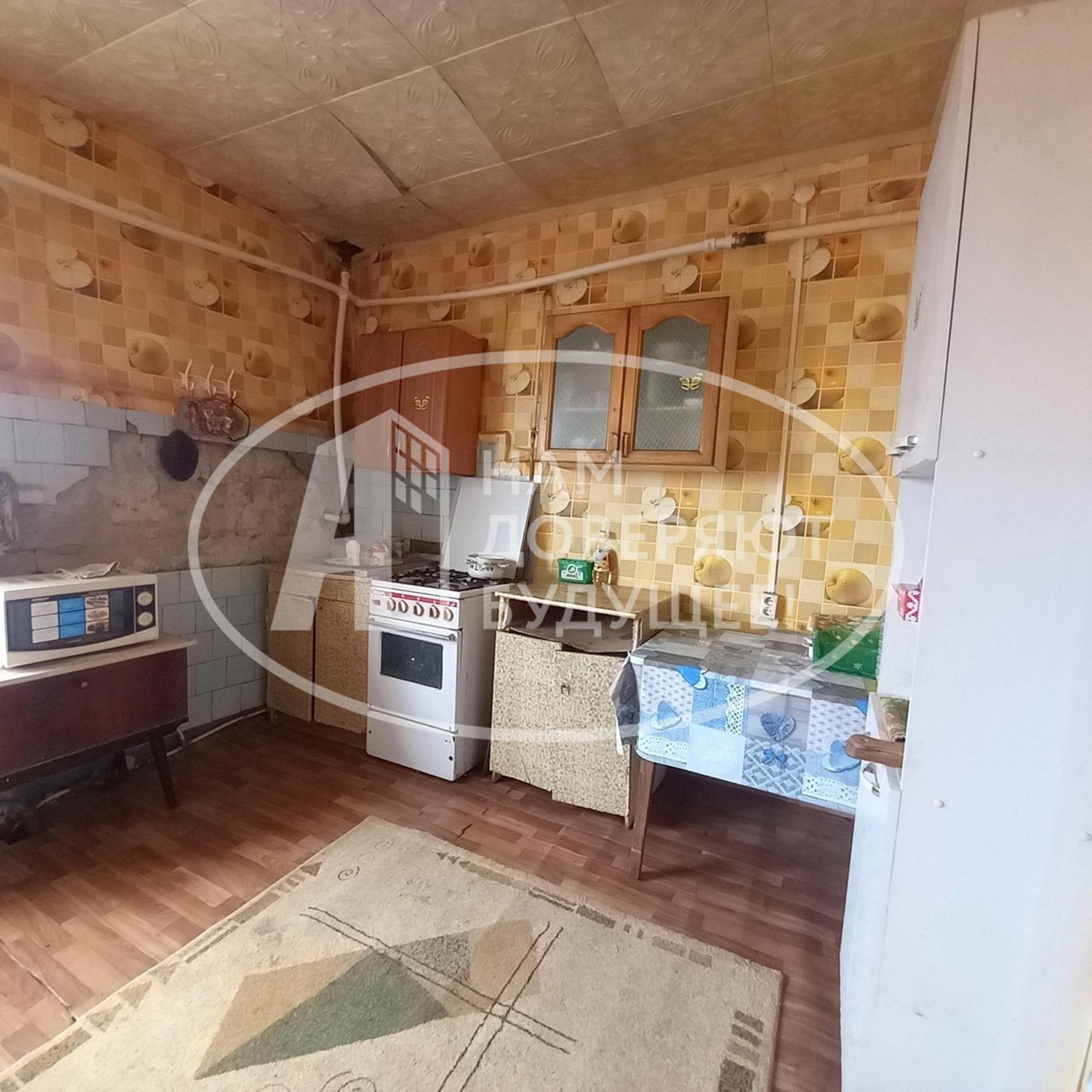 Купить дачу, дом, коттедж за 2 000 000 рублей на Центральная улица