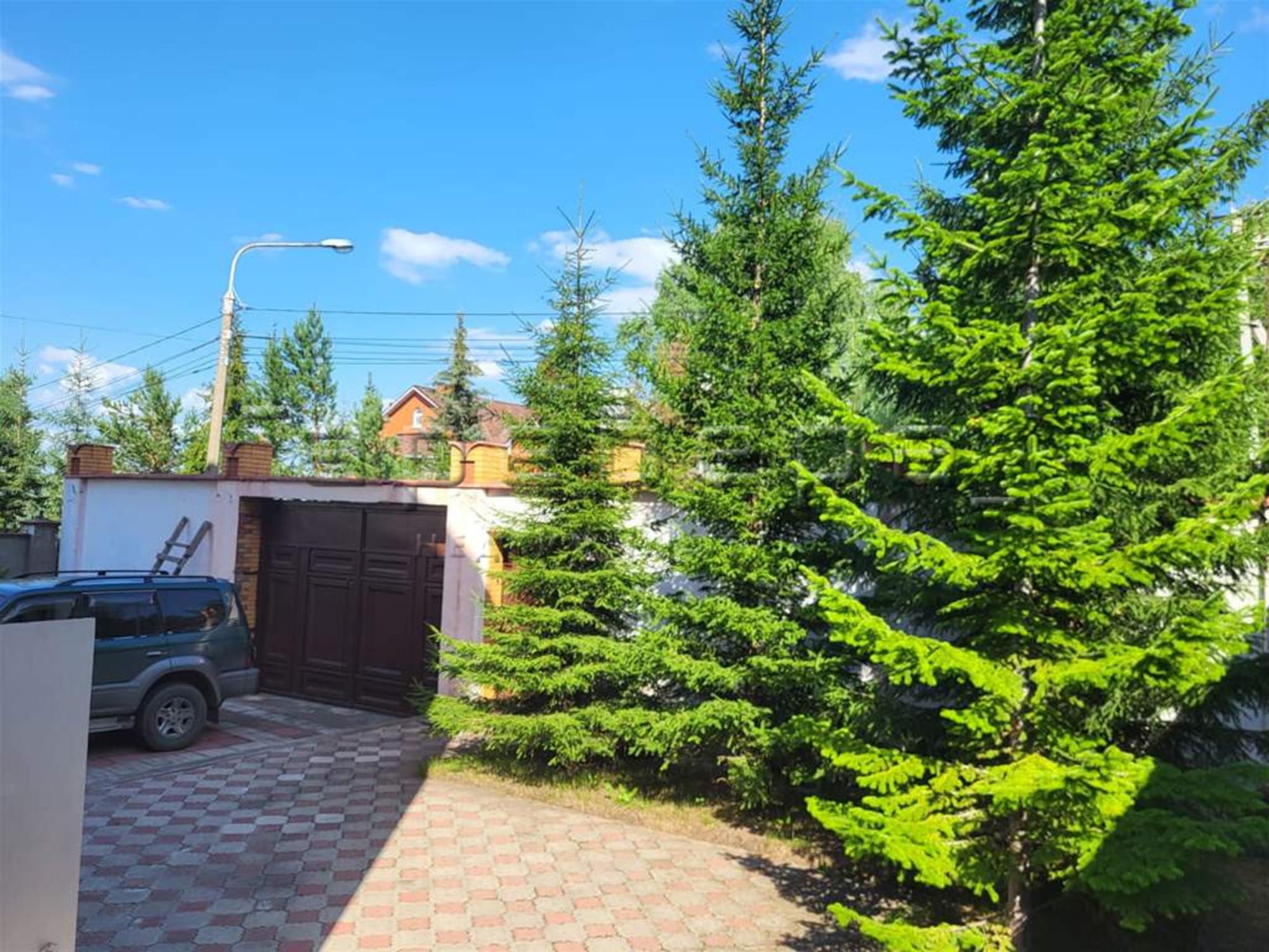 Купить дачу, дом, коттедж за 25 000 000 рублей на Еловая, 3