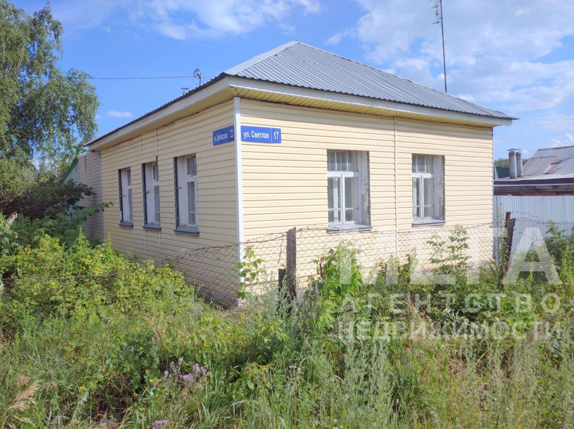 Купить дачу, дом, коттедж за 6 300 000 рублей на Светлая ул, 17