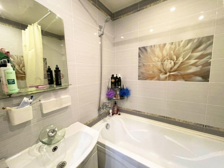 2-комн квартира Маяковского ул, 21