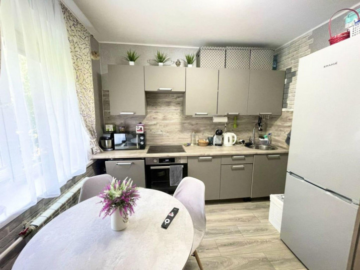 2-комн квартира Маяковского ул, 21