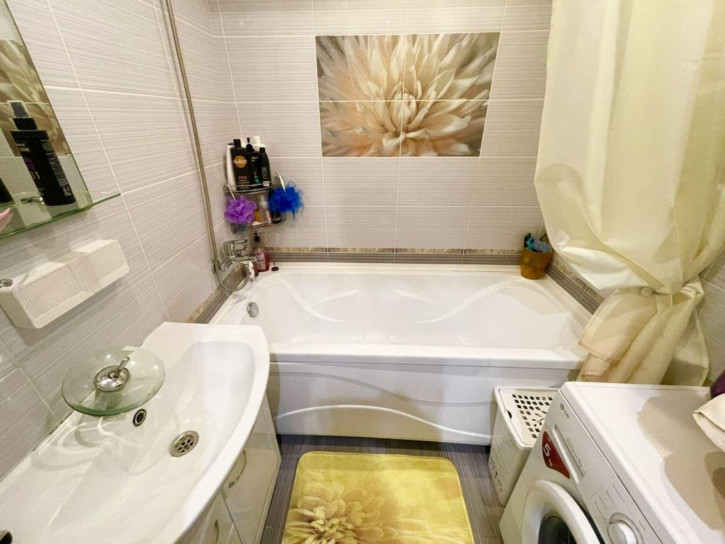 2-комн квартира Маяковского ул, 21