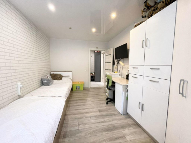 2-комн квартира Маяковского ул, 21