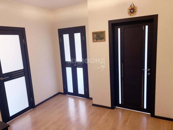 3-комн квартира Бориса Богаткова, 253/4