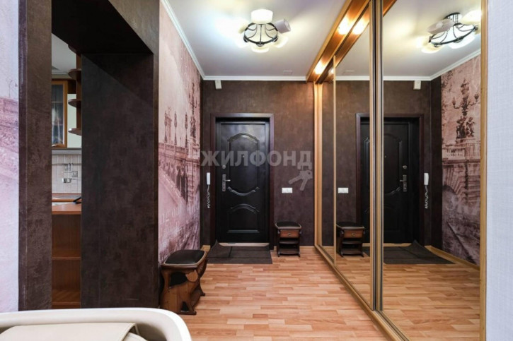 3-комн квартира Гоголя, 42