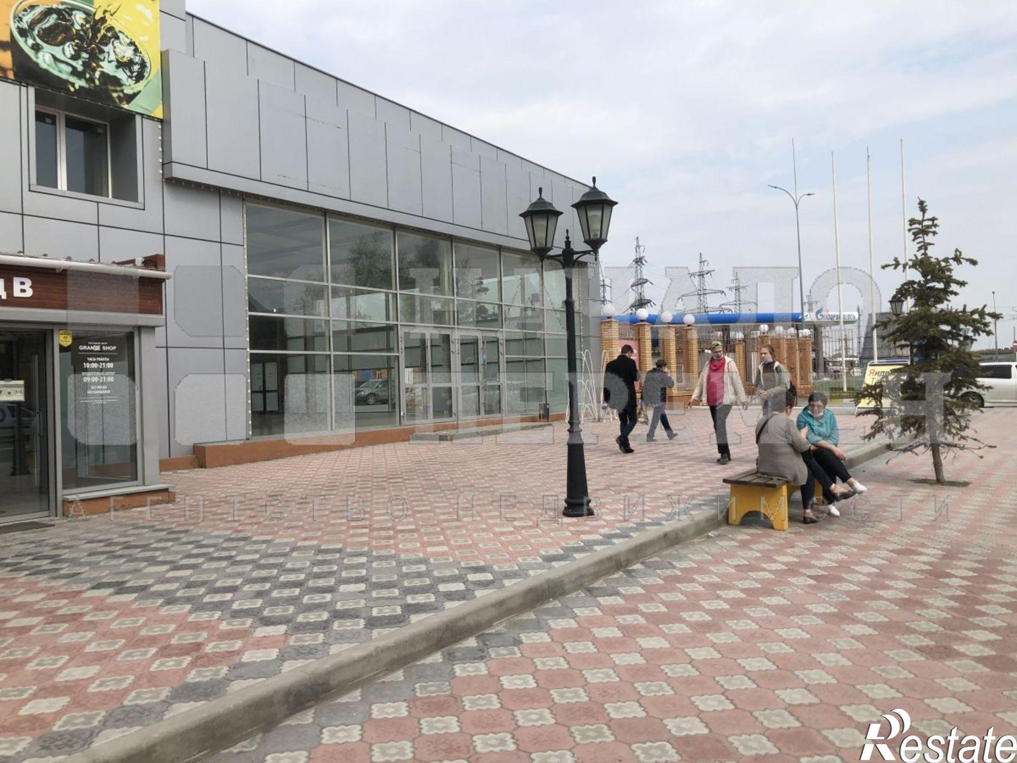 Сдать торговое помещение за 355 200 рублей на Богдана Хмельницкого ул, 101 Сдать торговое помещение за 355 200 рублей на Богдана Хмельницкого ул, 101