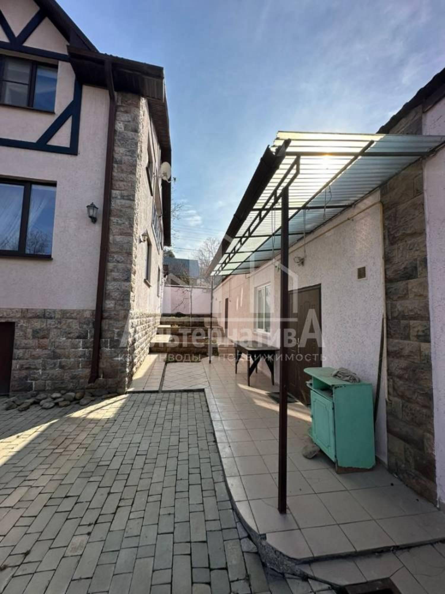 Купить дачу, дом, коттедж за 48 000 000 рублей на с/т Заря