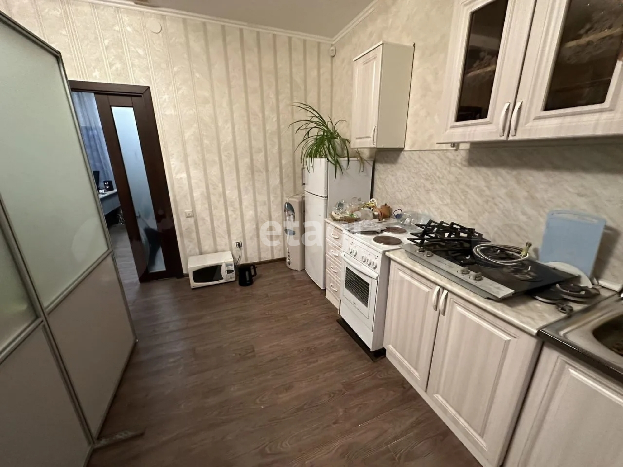 Купить дачу, дом, коттедж за 22 900 000 рублей на Елизавет,Колхозников 40А