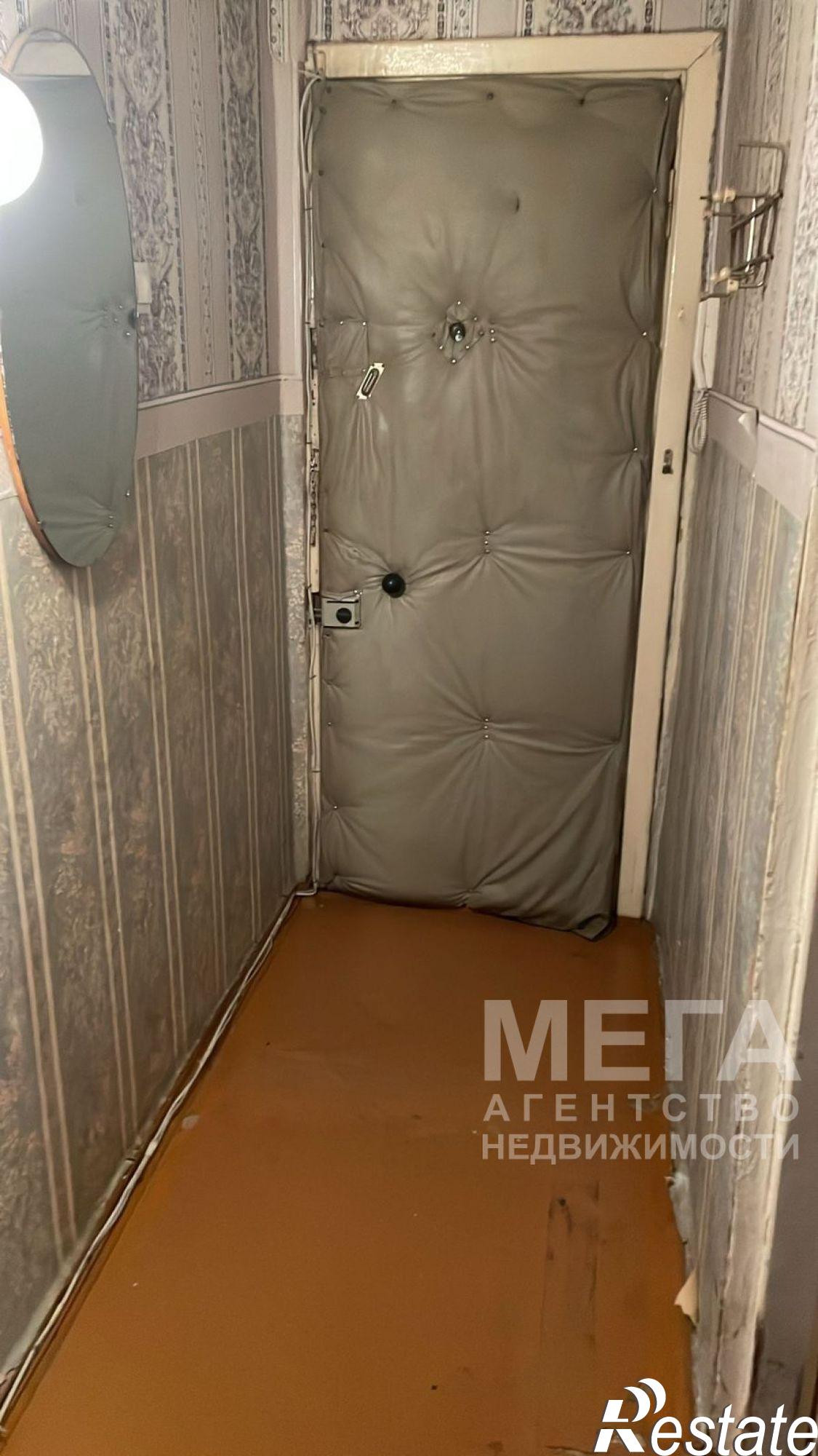 Купить квартиру за 3 990 000 рублей на Сулимова ул, 100