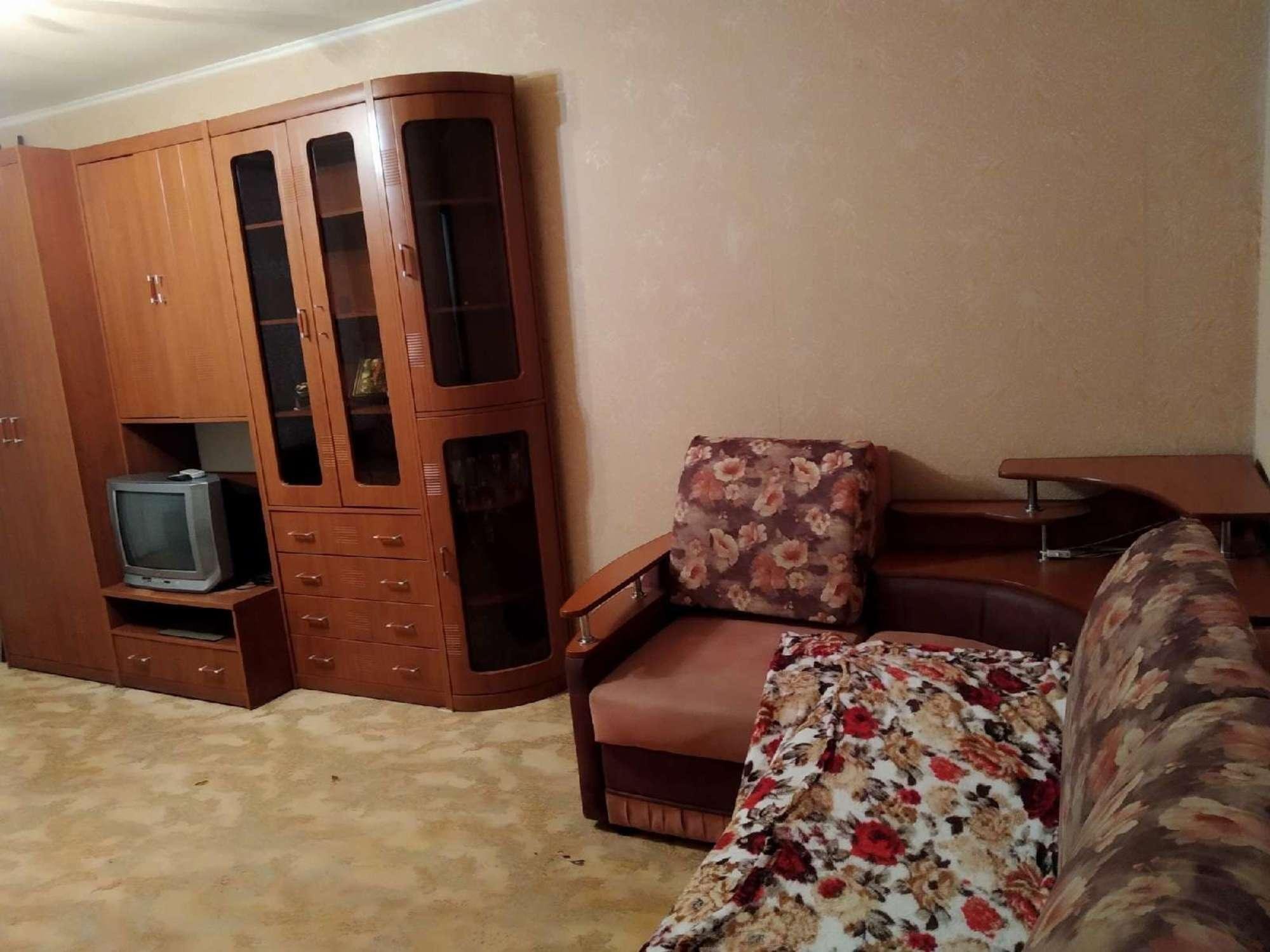 Сдать квартиру за 22 000 рублей на Кирова проспект, 282
