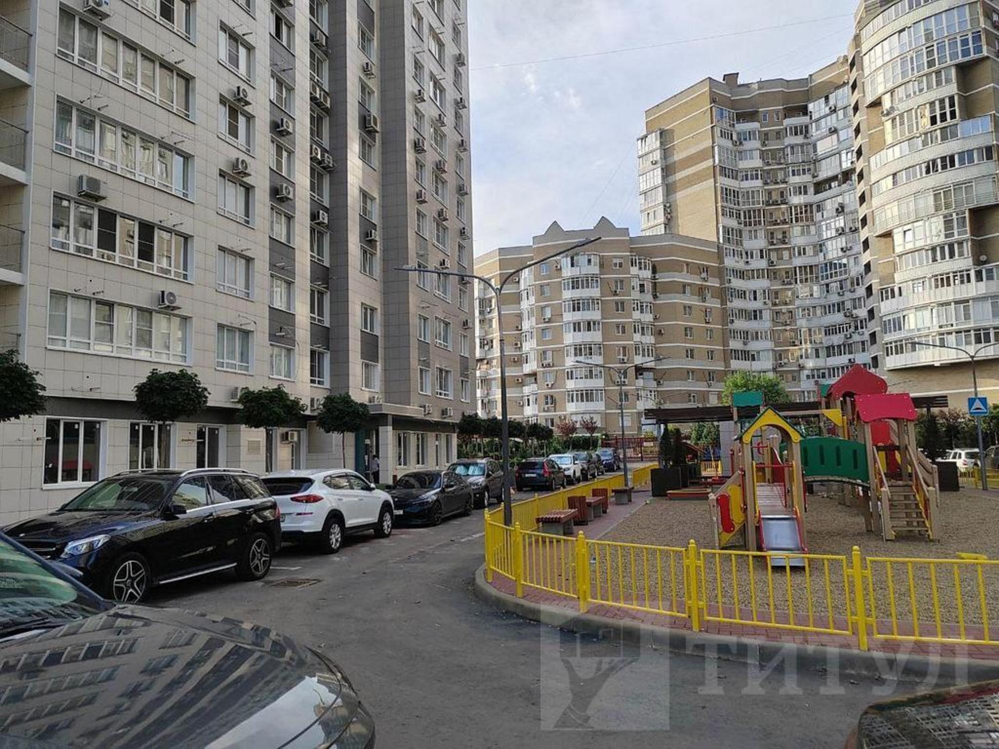 Купить квартиру за 11 350 000 рублей на Центр