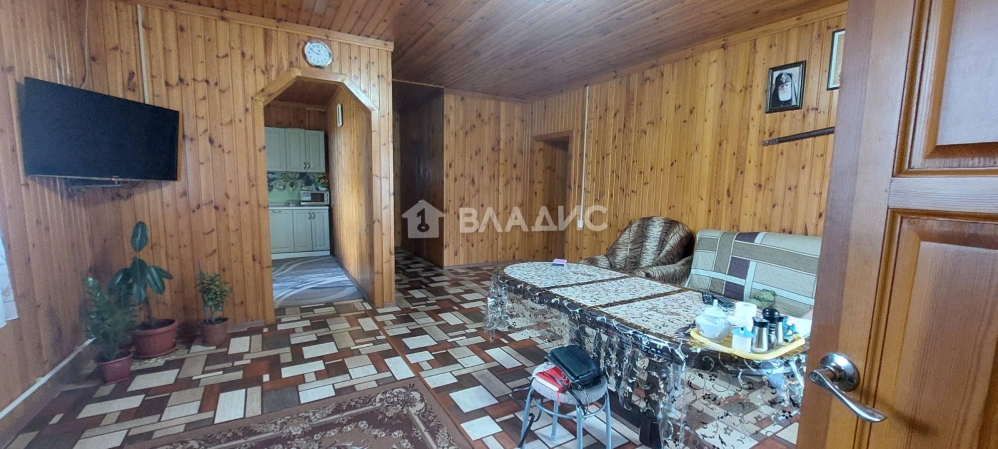 Купить дачу, дом, коттедж за 12 800 000 рублей на Железнодорожная улица